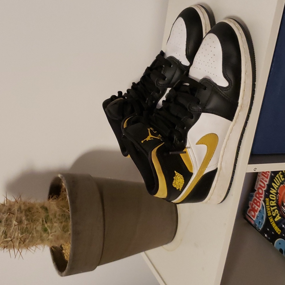Jordan 1